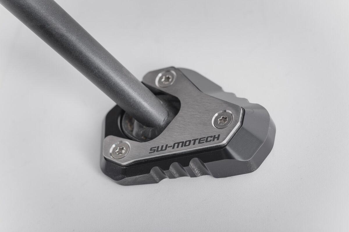 STS.08.722.10000 - SW Motech Side Stand Foot Extension - Kawasaki KLZ 1000 2014-2024 - Anodised/Black/Silver
