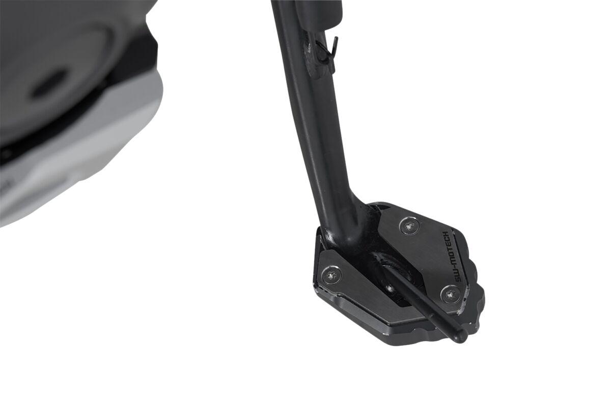 STS.06.851.10000 - SW Motech Side Stand Foot Extension - Yamaha MT-09 GT 2020-2022 - Anodised/Black/Silver