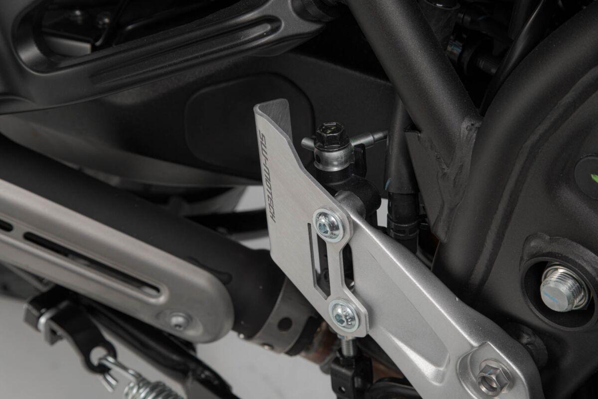 BPS.06.799.10000/S - SW Motech Brake Cylinder Guard - Yamaha XTZ 690 2019-2022 - Silver