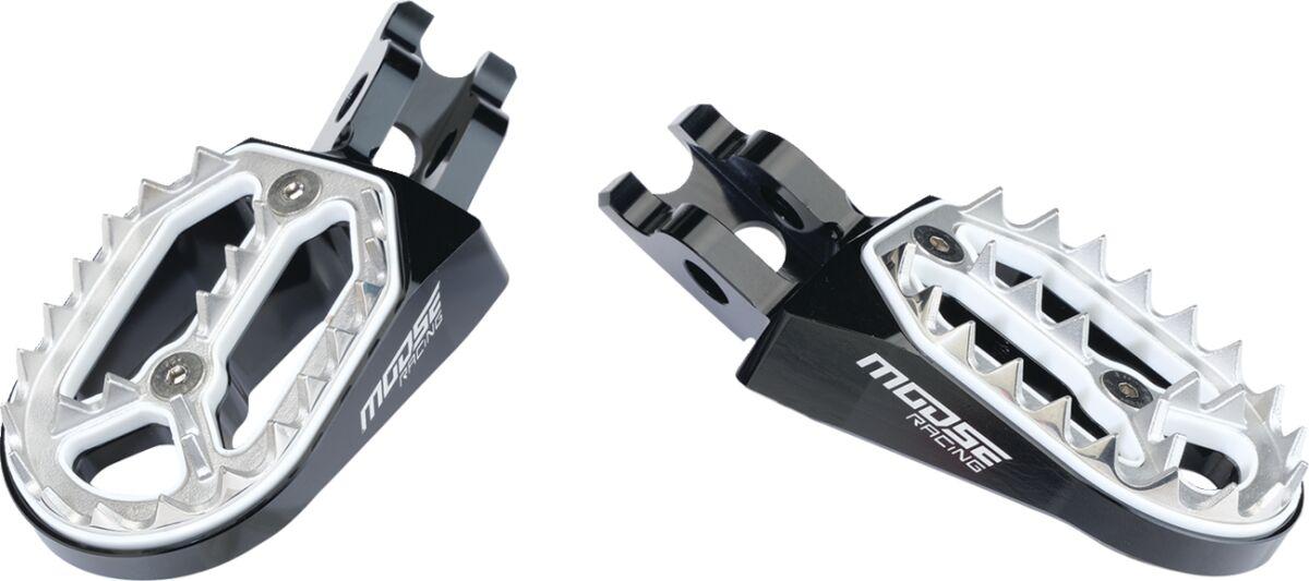 P17-14A4B - Moose Racing Qualifier Footpegs For Honda CR125 2002-2007 - Black
