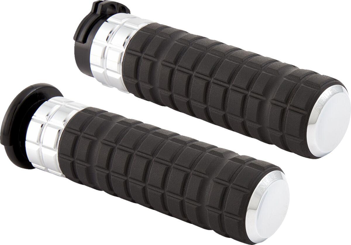 500-003 - Arlen Ness SpeedLiner Grips For Harley Davidson FLDE 1750 2018-2020 - Black/Chrome