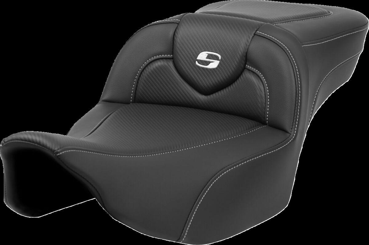 823-07-186 - Saddlemen Roadsofa Extended Reach Carbon Fibre Weave Seat For Harley Davidson FLHXSE 1977 2023-2024 - Black