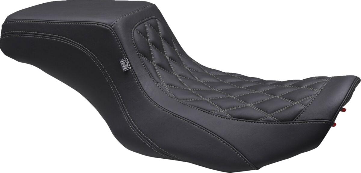 88416GM - Mustang Double Diamond Squareback Seat For Harley Davidson FLHX 1923 2024-2026 - Black/Grey