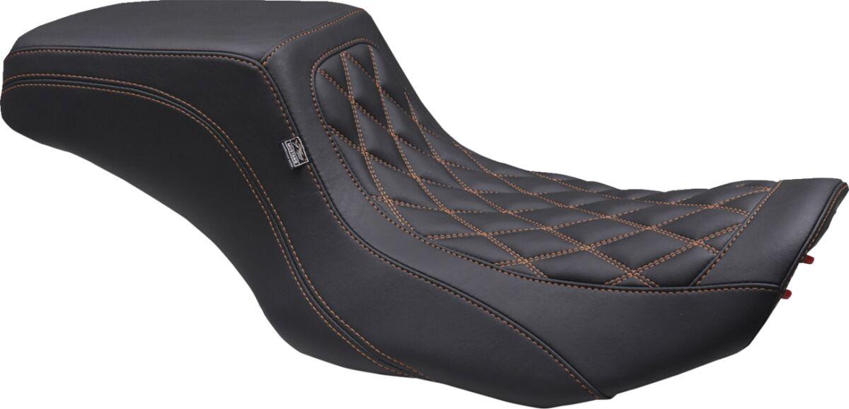 88416MO - Mustang Double Diamond Squareback Seat For Harley Davidson FLHX 1923 2024-2026 - Black/Orange
