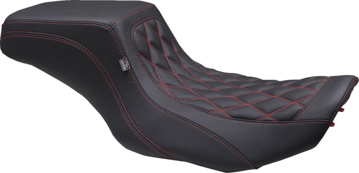 88416DC - Mustang Double Diamond Squareback Seat For Harley Davidson FLHX 1923 2024-2026 - Black/Red