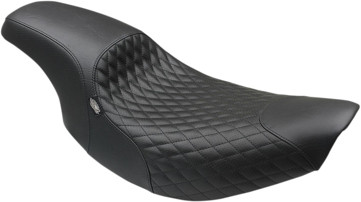 76308 - Mustang Shope Signature Series Tripper Seat For Indian Chief 111 2014-2020 - Black