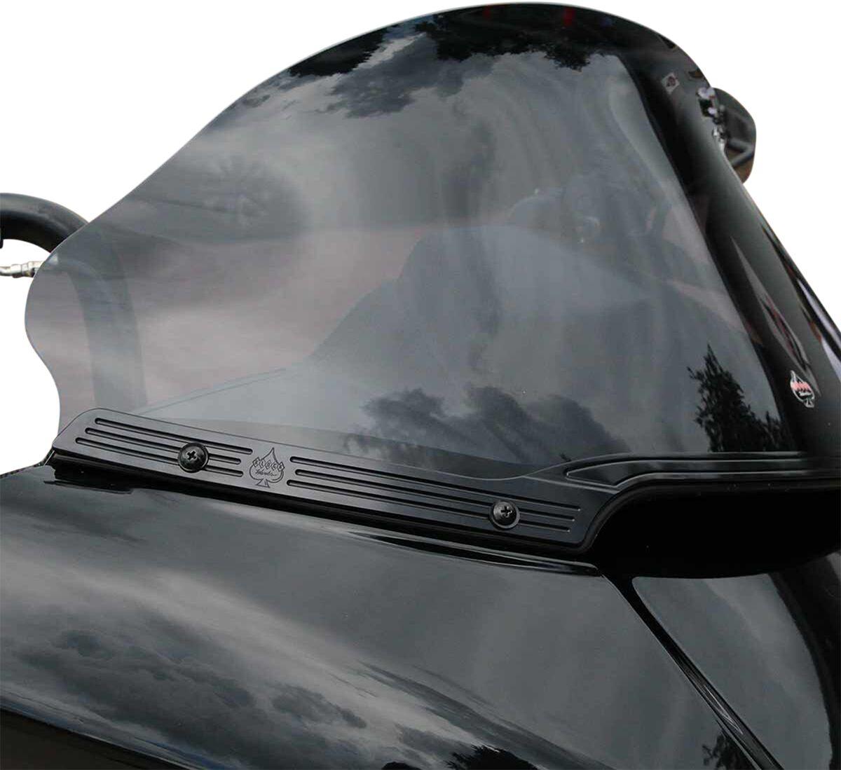 KWW-01-0582 - Klock Werks Flare Series Windshield Trim For Harley Davidson FLTRK 1868 2020-2024 - Black
