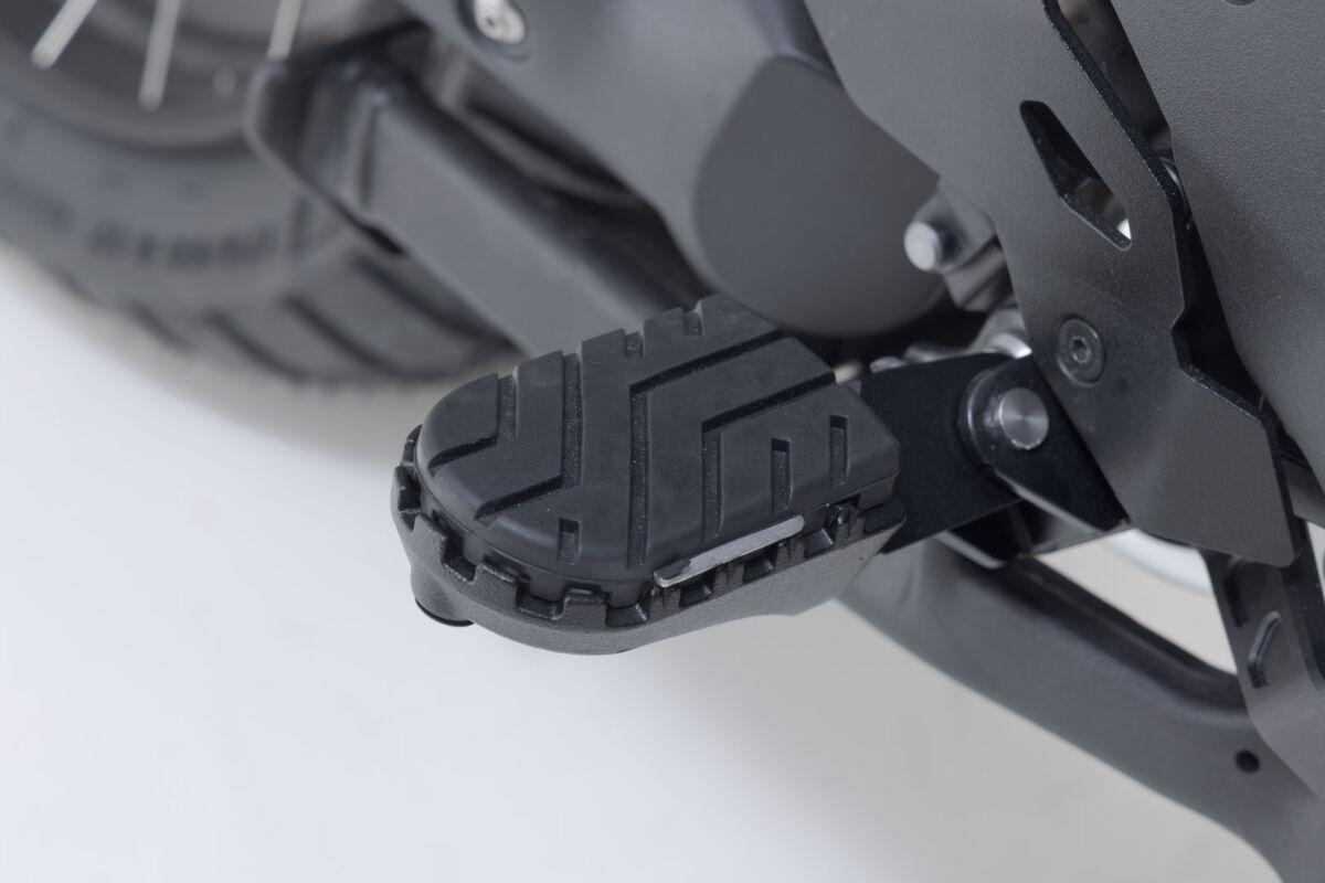 FRS.07.011.10602/B - SW Motech ION Footpegs For Royal Enfield Himalayan 400 2021-2024 - Silver