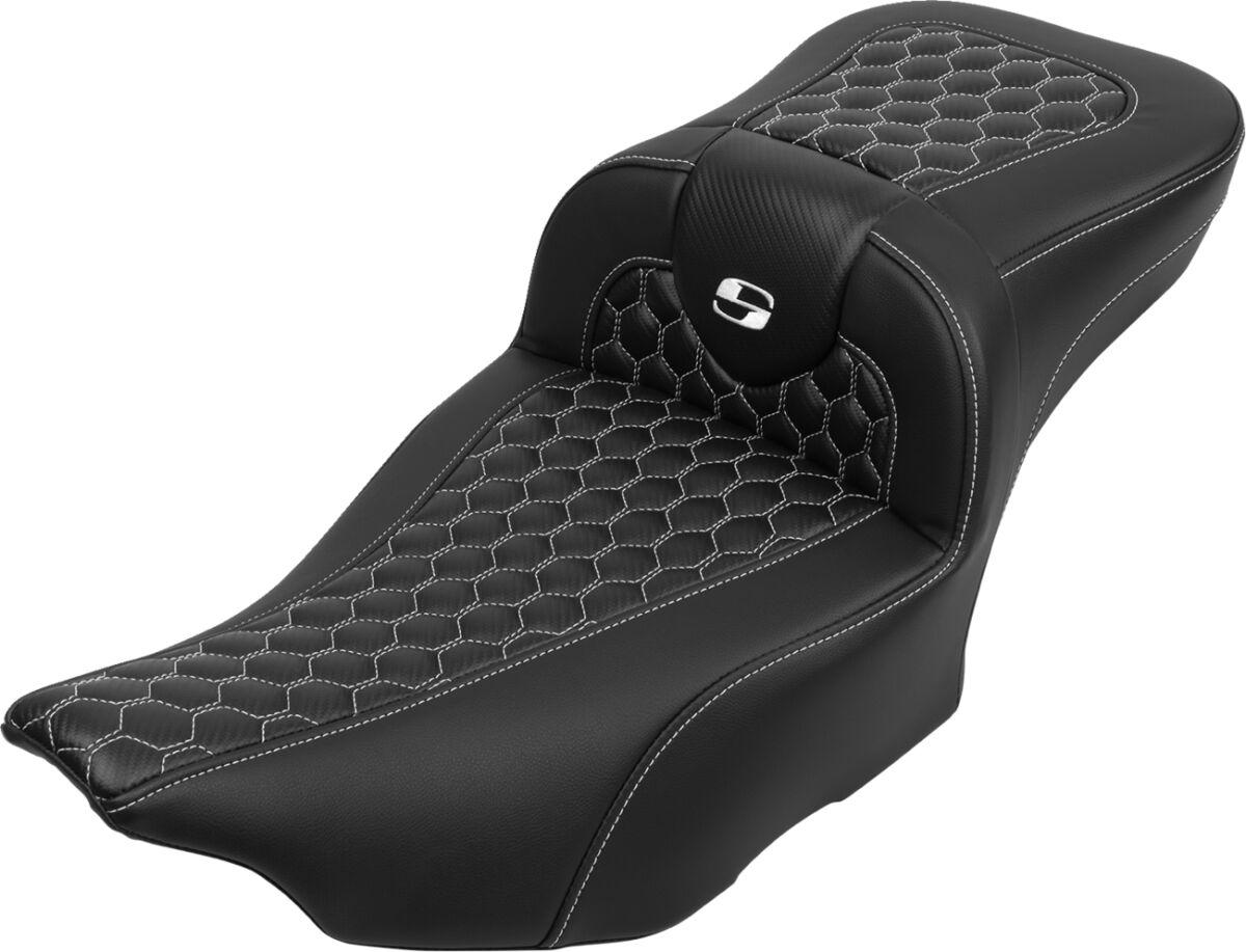 823-07-190B6 - Saddlemen Roadsofa Extended Reach Honeycomb Seat For Harley Davidson FLHX 1923 2024-2026 - Black/White