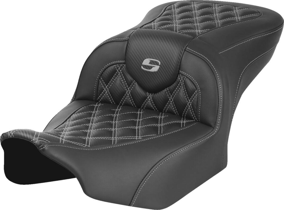 823-07-20602 - Saddlemen Roadsofa Lattice Stitch Carbon Fibre Seat For Harley Davidson FLHX 1923 2024-2026 - Black/Grey