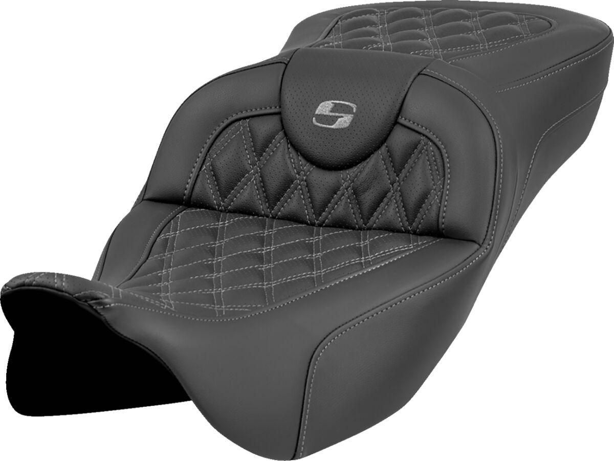 808-07B-18402 - Saddlemen Roadsofa Extended Reach Perforated Seat For Harley Davidson FLH 1868 2021 - Black/Grey