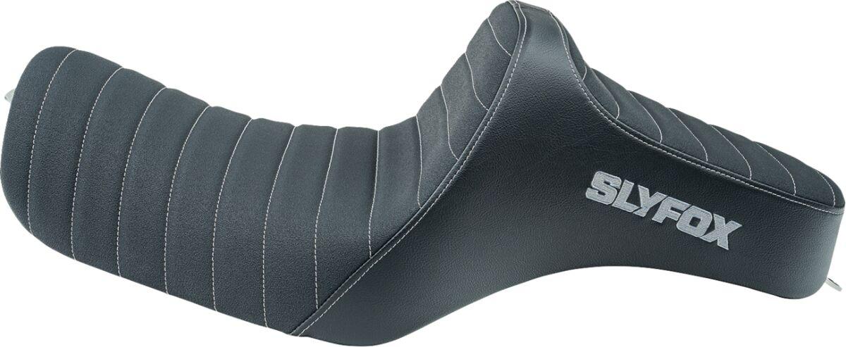 4709B-SLYFOX - Slyfox High Noon Seat For Harley Davidson XL1200C 2004-2020 Classic Stitch/Silver Logo - Black/Silver