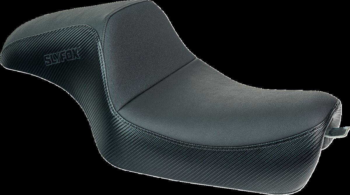 4684A-SLYFOX - Slyfox The Drifter Seat For Harley Davidson XL1200C 2004-2019 Black Logo/Carbon Fiber/Smooth - Black